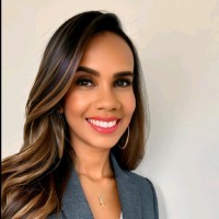 Adriana Souza