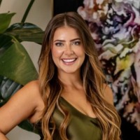 Tia Sales