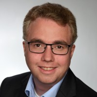 Dr. Nils Trautmann