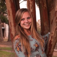 Lizzy Jones