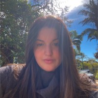 Ana Luiza Gomes Brunholi