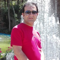 Farhad Araghi