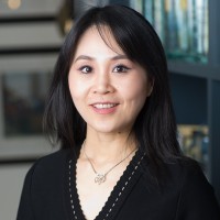 Nina Yu, Cfa