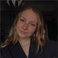 Chloé DUMON