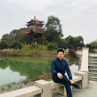 邬小龙