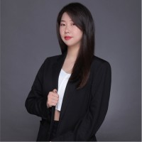 李晨彤