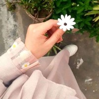 Loubna Z.
