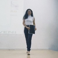Julia Azevedo Vitellozzi