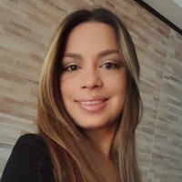 Yessenia Mora B