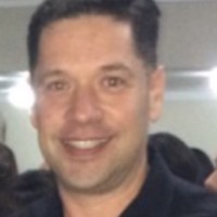 Robert Ramos