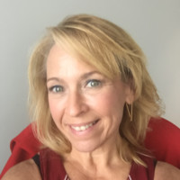Suzanne Camerini