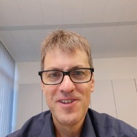 Dr. Stefan Rutz
