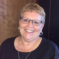 Kim Leonard
