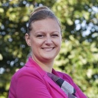 Debbie Woltman - Van Veldhuizen