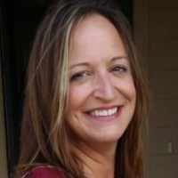 Nicole Mott