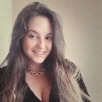 Thais Linhares
