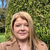 Suzanne Grant