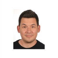 Dr. Dirk K.