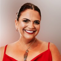 Isabel Oliveira