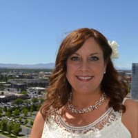 Kelly Tucker