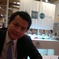 Robert Tang