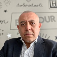 Alejandro De La Garza