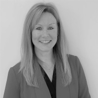 Jennifer Peckitt, Che
