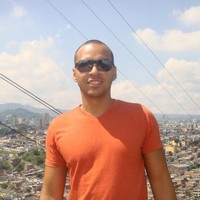 Mauricio Rosales