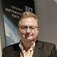 Dr. Uwe Aschmutat