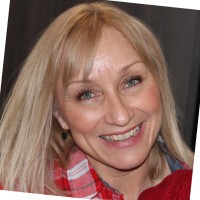 Rhonda Cairns