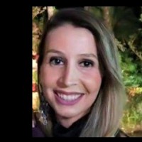 Ana Cláudia Risso Lopes