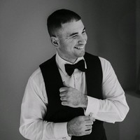 Alex R.