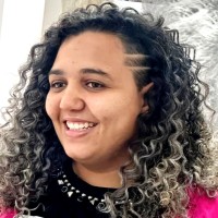 Thayna M.