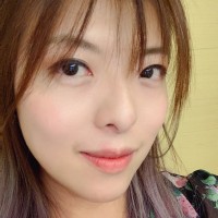Yvonne Lau