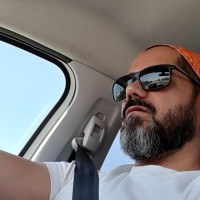 Roozbeh Eskandari