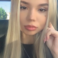 Ivy Roe