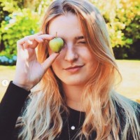 Lara Carson
