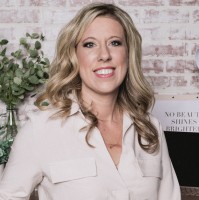 Dana Hicks