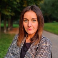 Katarzyna Hnida-Gut