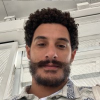 Icaro Bueno