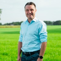 Cris Emelaar