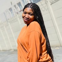 Zandile Beteni