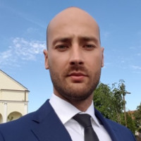 Tomasz N.