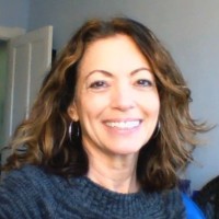 Rochelle L Levy