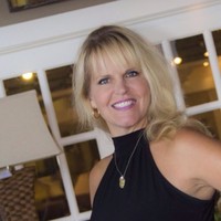 Jill Ray
