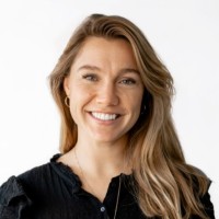Sarah-Pascale Demers 🤝 Sales In Tech