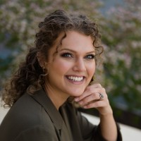 Sarah Leonard