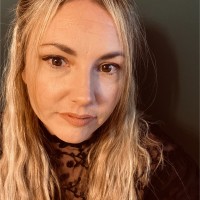 Hollie Cale