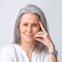 Emmanuelle Ossola