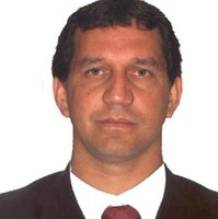 Luis Paredes González